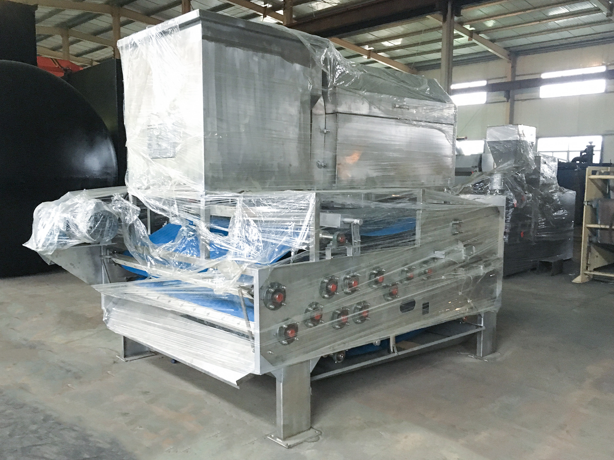 轉(zhuǎn)鼓濃縮污泥脫水機